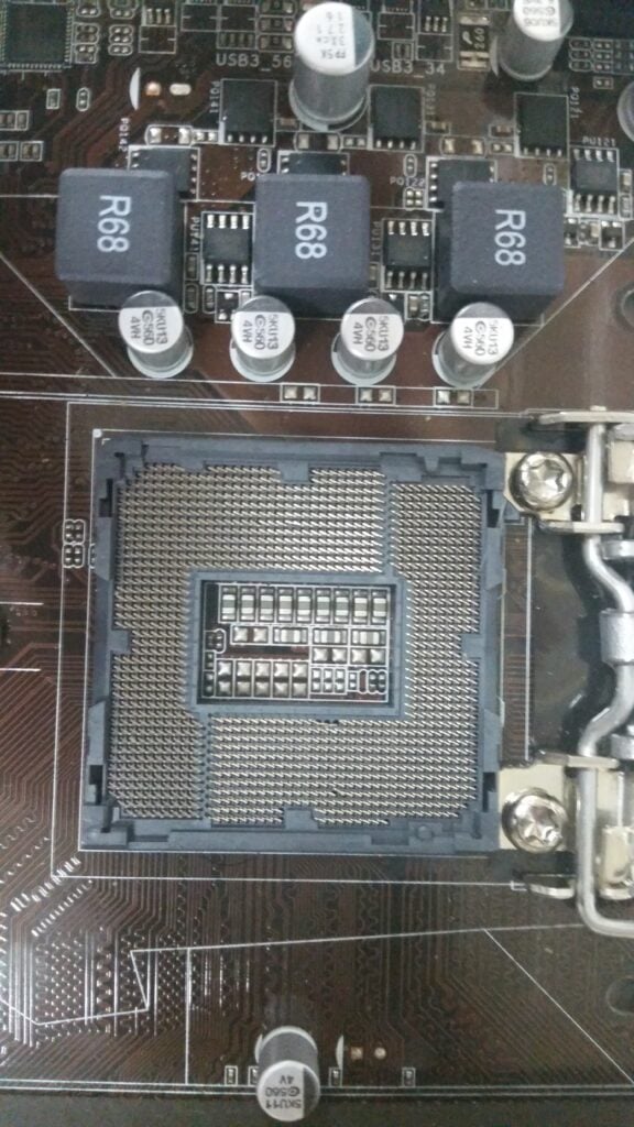 How To Fix Bent Pins On A Motherboard
