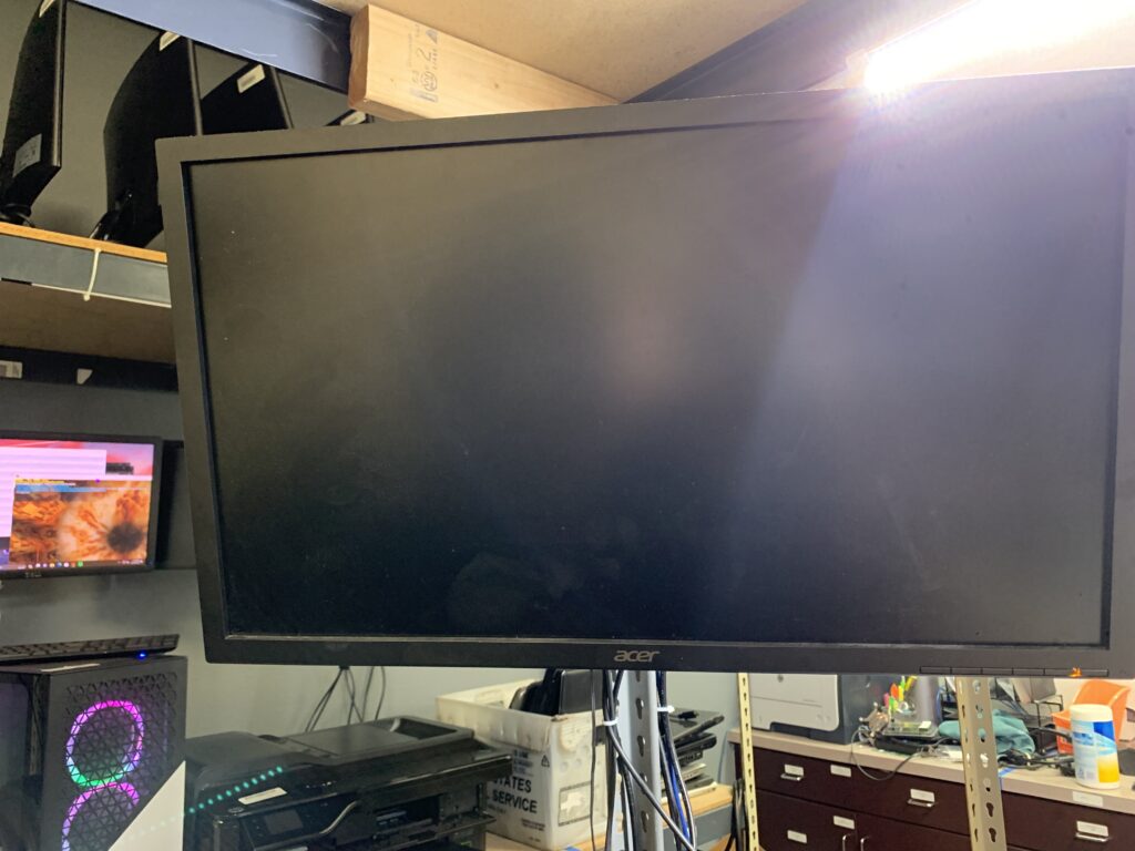 Why Does My Monitor Keep Turning Off Then Back On GadgetMates
