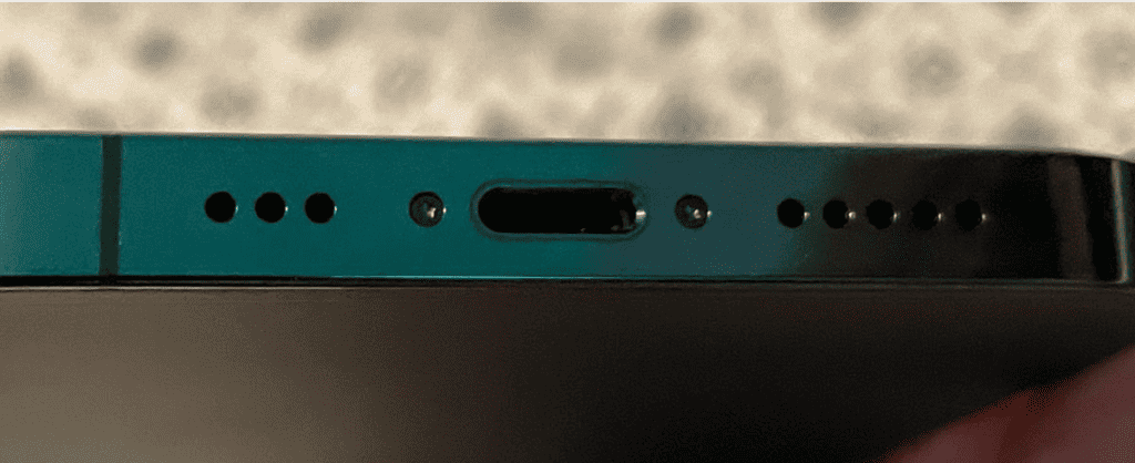 Troubleshooting A Muffled Speaker on iPhone 2 Muffled iPhone Speakers
