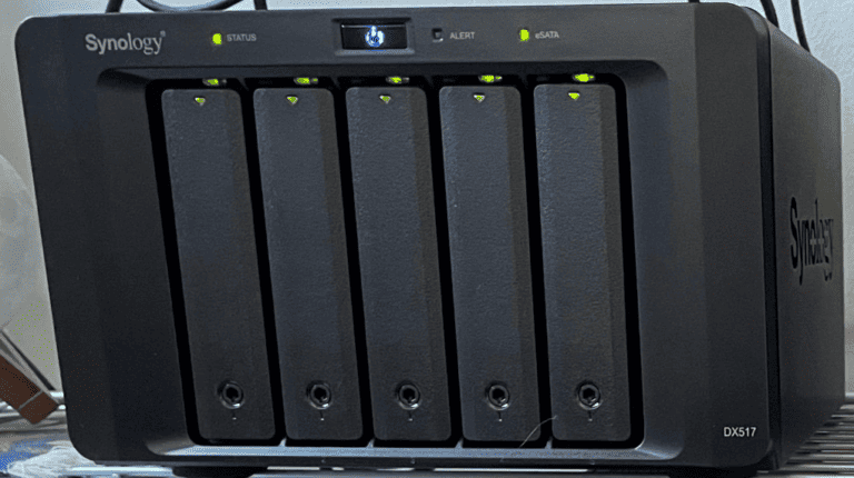 How to Use a Synology NAS with Your iPad Pro