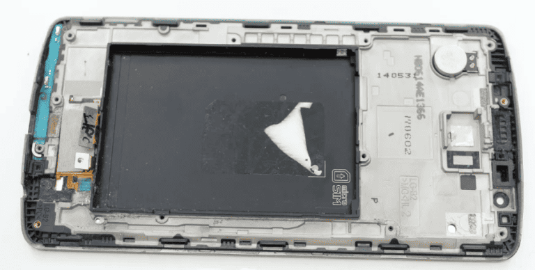 Guide to Identifying and Repairing Water Damage on Smartphones