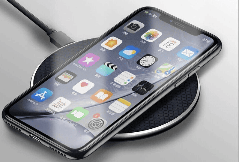 Can an Apple Watch Charger Charge an iPhone? - GadgetMates