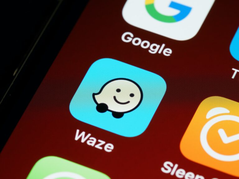 How To Make Waze Your Default Navigation App