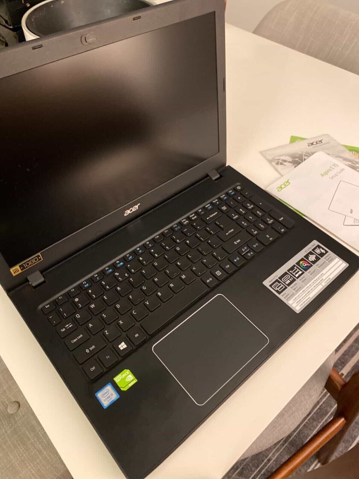 comment ouvrir un laptop acer