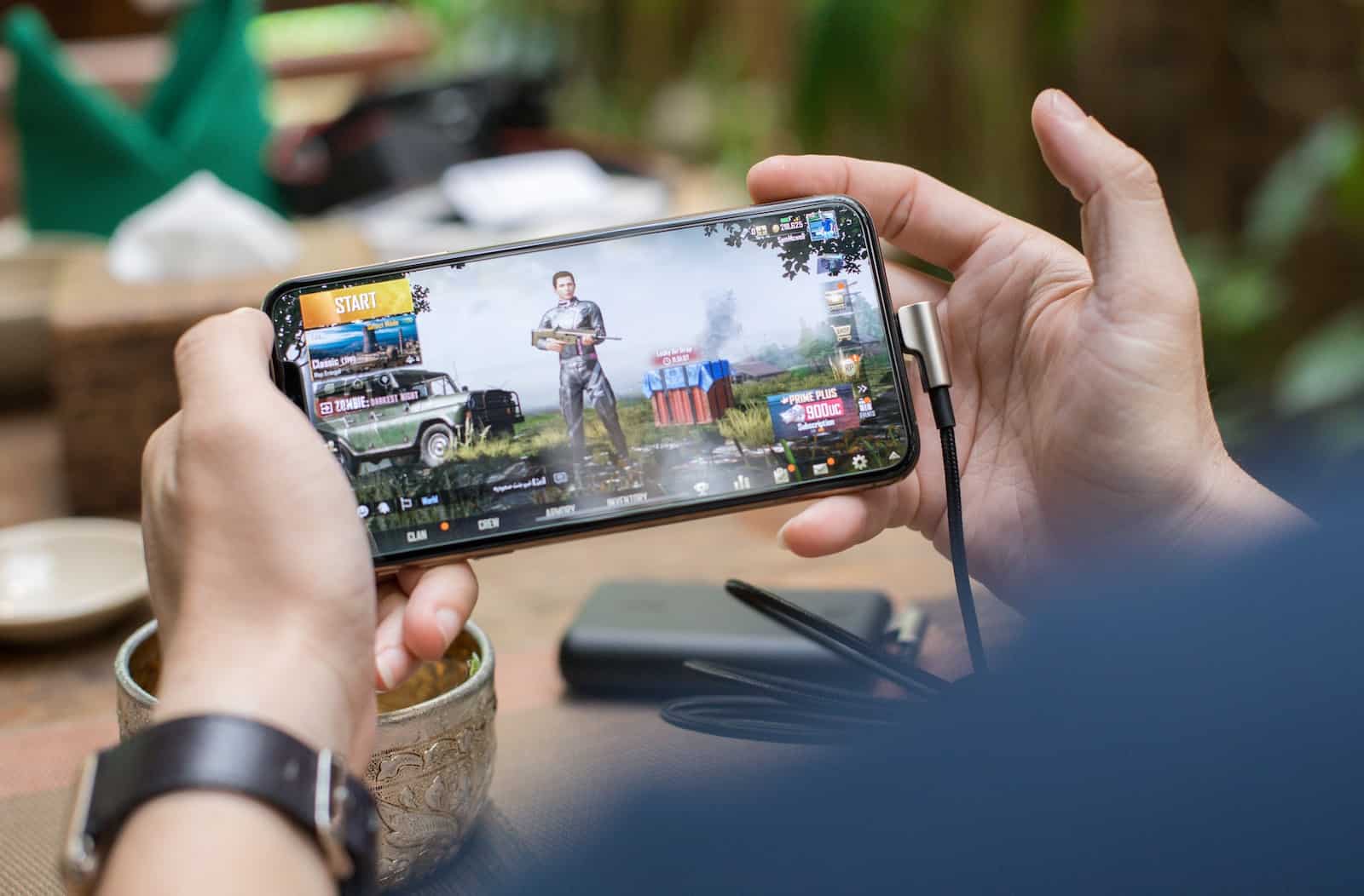 Call of Duty Mobile now available for download, offers PUBG-style battle  royale mode and PC graphics