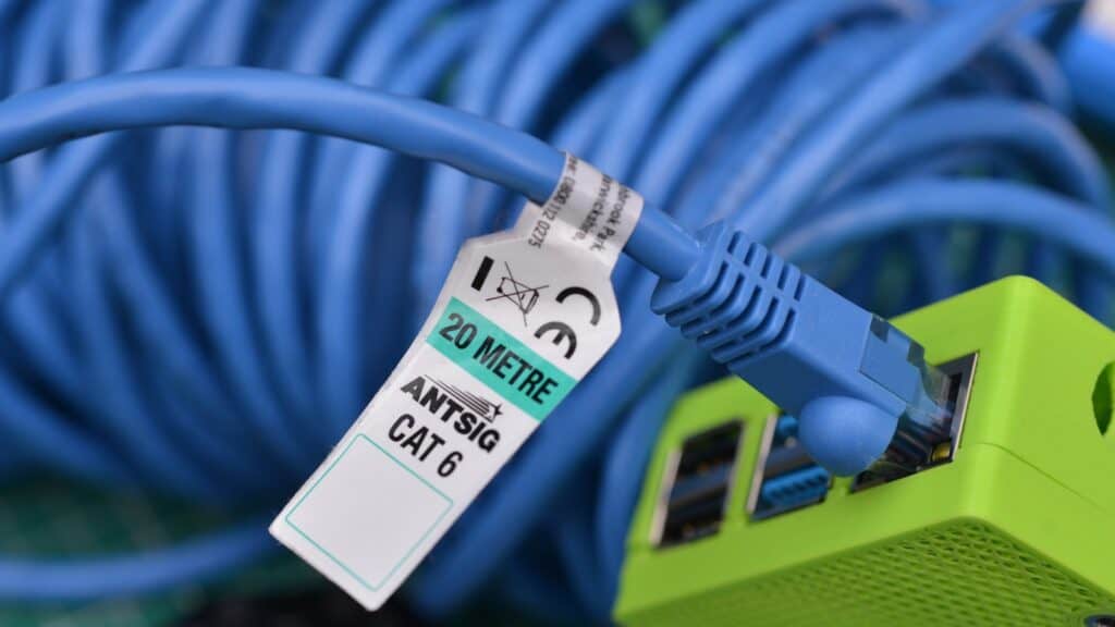Cat8 Ethernet Cable  What is Cat8? Transmission Speeds, Bandwidth -  ElectronicsHub