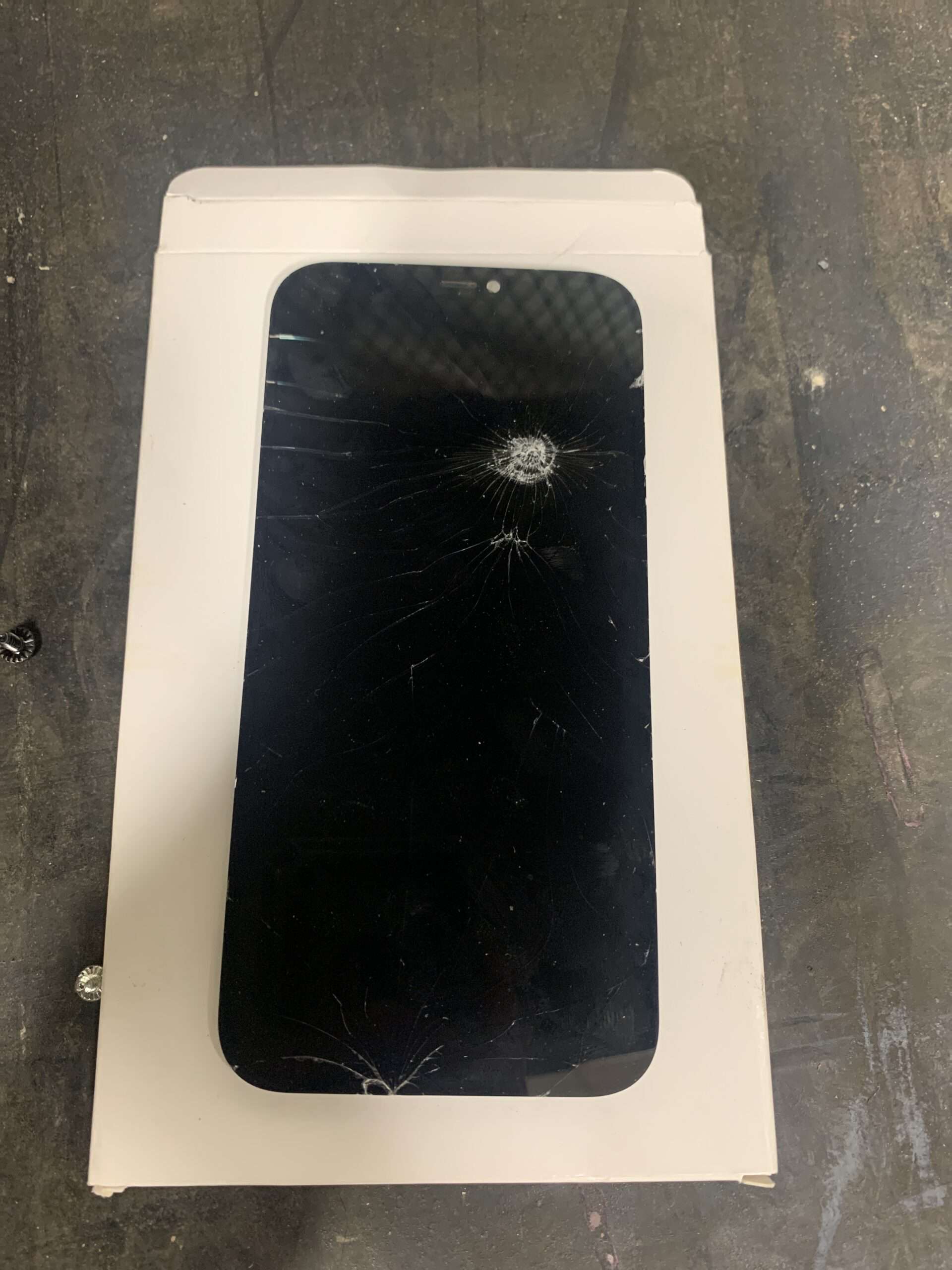 iphone 12 pro max cracked scaled