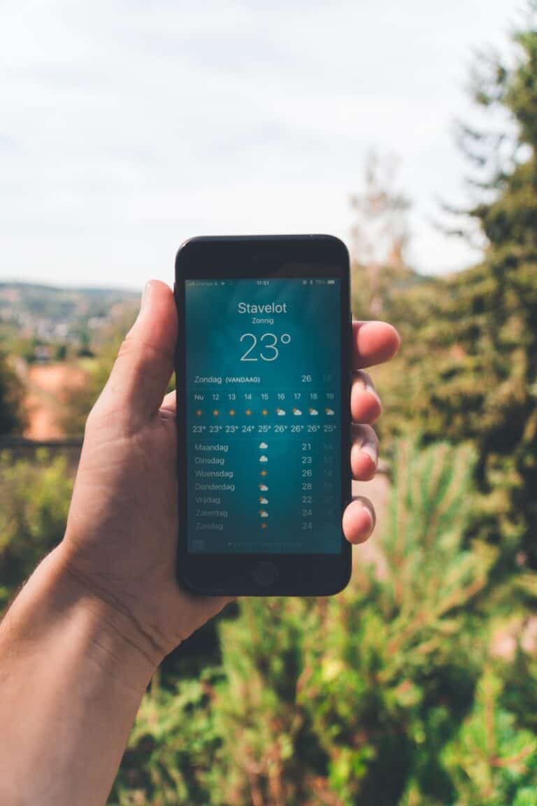 Top 5 Most Accurate Weather Apps For Your Phone