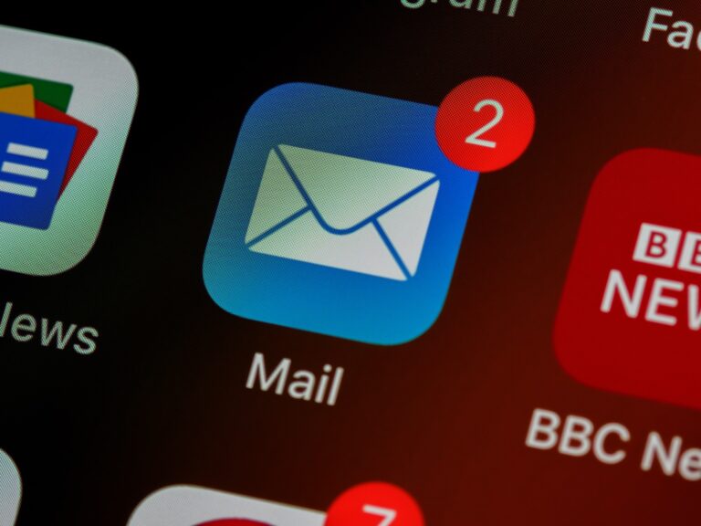 How to Block Emails on iCloud
