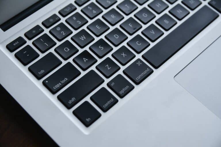 How to Clean a Laptop Keyboard Without Removing Keys