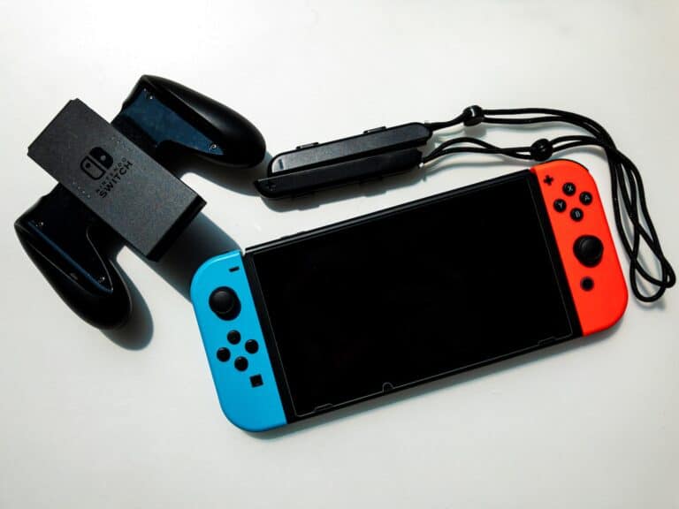 Should I Wait for the Nintendo Switch 2 or Buy a Switch OLED Now?