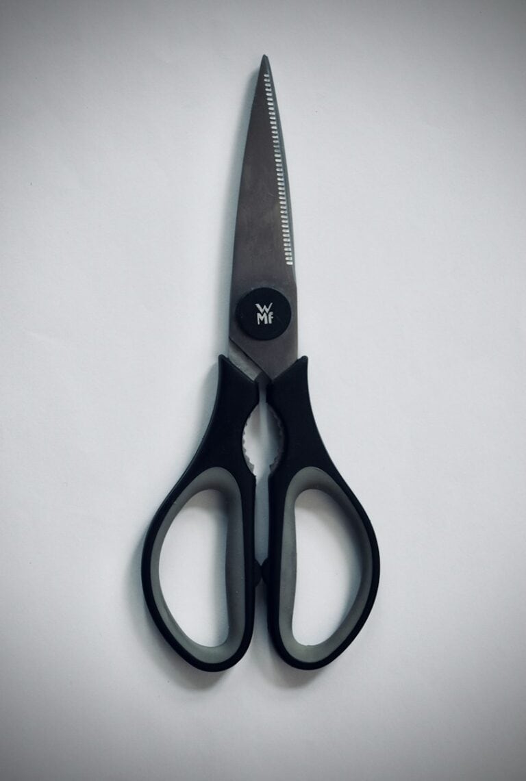 How to Sharpen Scissors: A Step-by-Step Guide