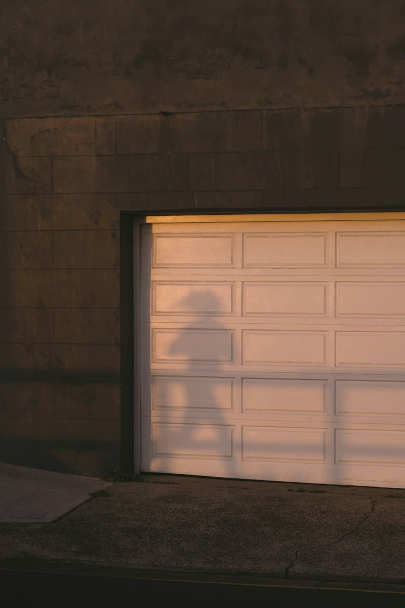 Can Flipper Zero Open & Close Your Garage Door? GadgetMates