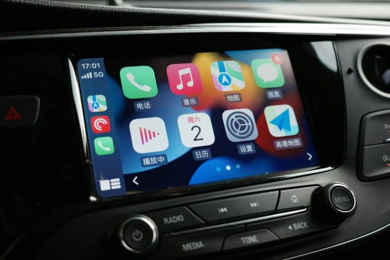 Aftermarket Apple CarPlay Options: Upgrade Your Car Infotainment System
