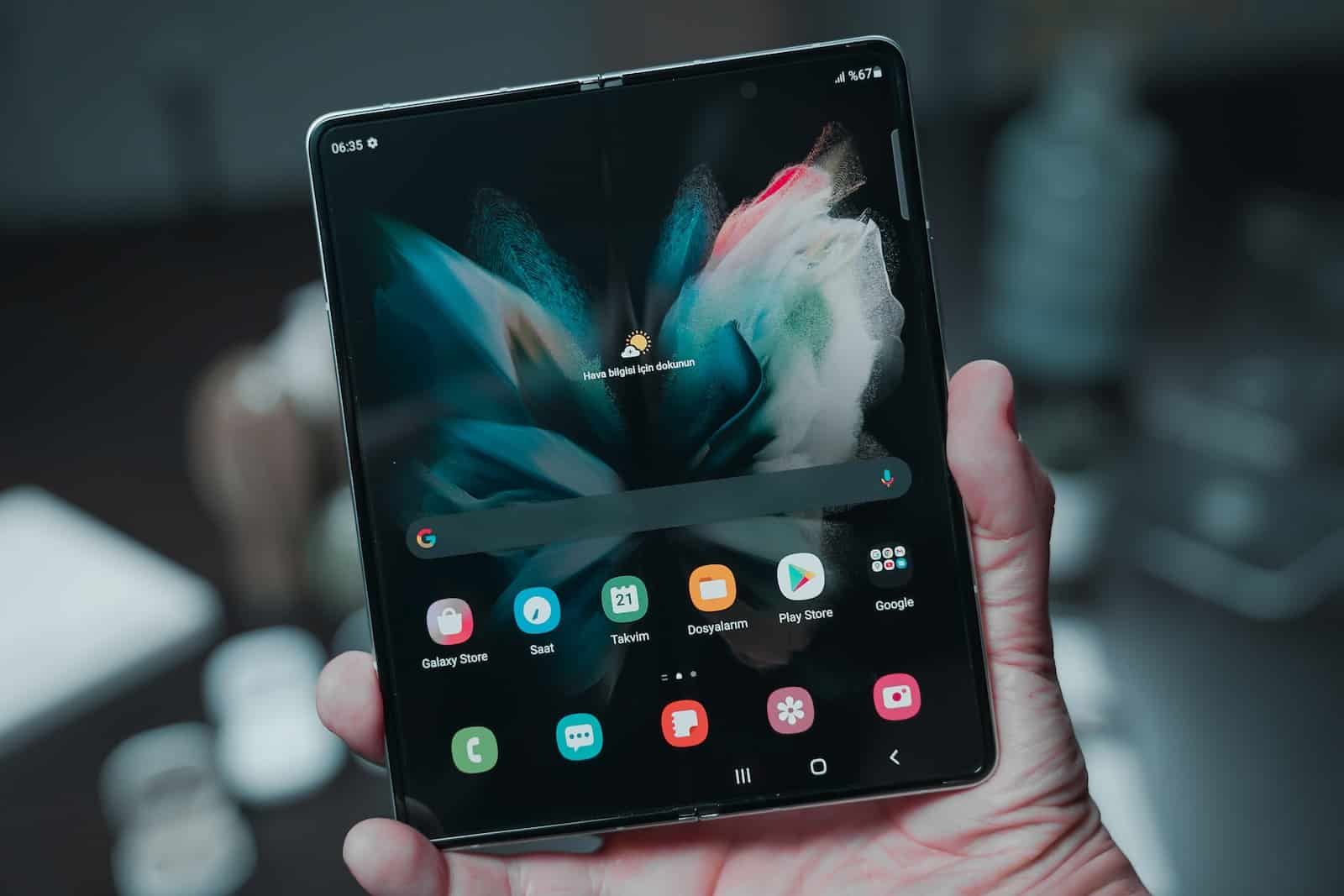 S pen pro doesn't hold battery at all : r/GalaxyFold