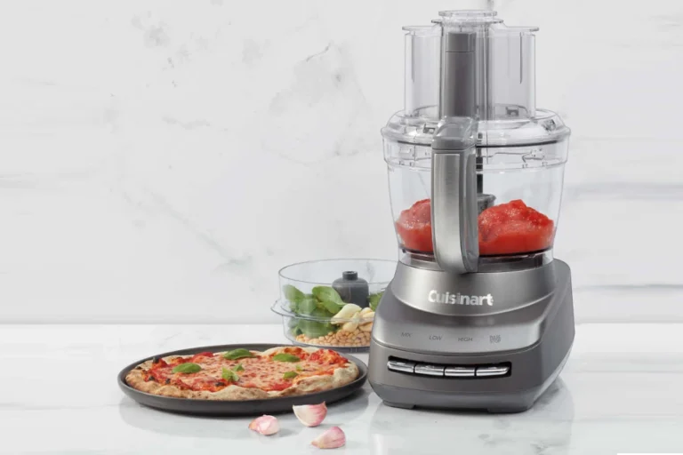 What Can a Food Processor Do That a Blender can’t?