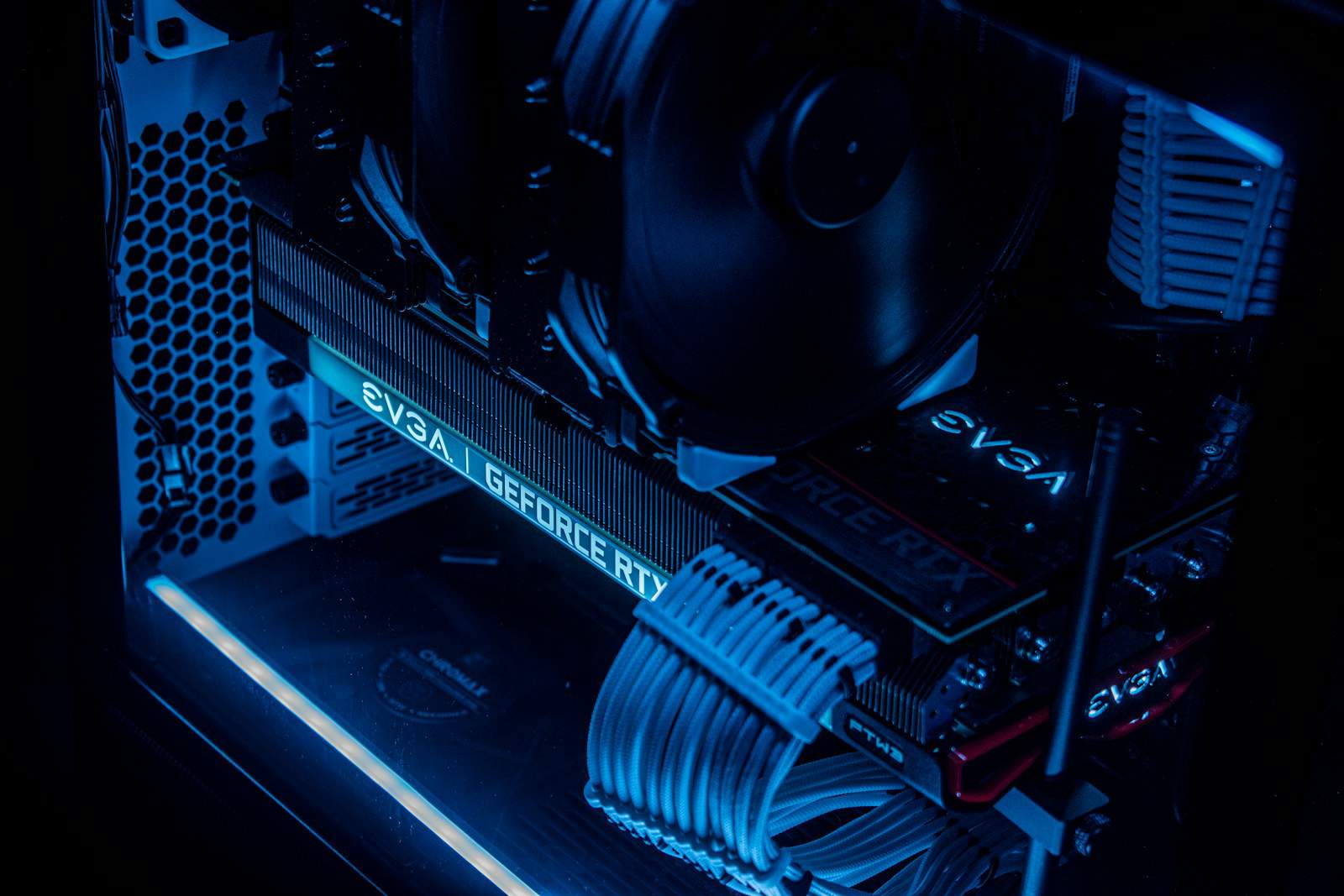 black and gray audio mixer