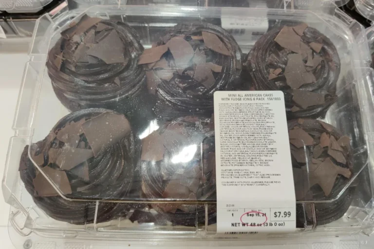 Does Costco Bakery Make Cupcakes? Your Guide to Mini Cakes