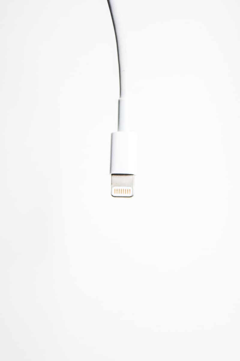 iPhone cable