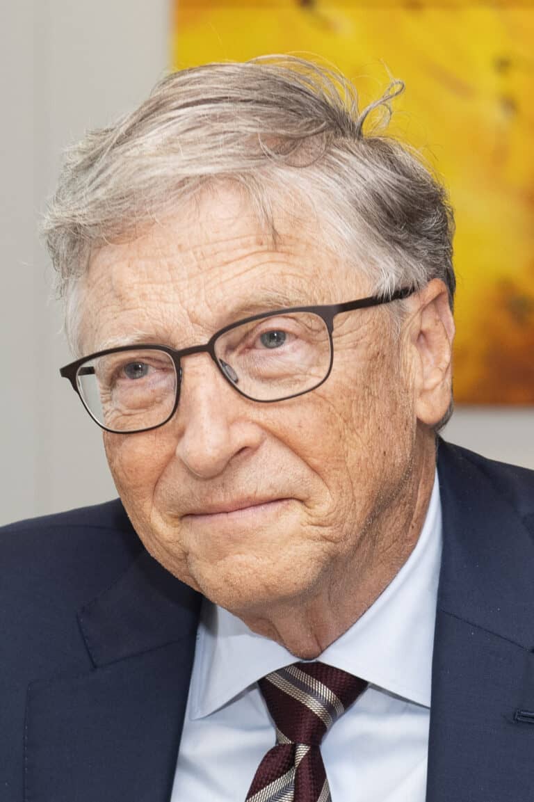 Bill Gates Biography: Life, Achievements, and Legacy