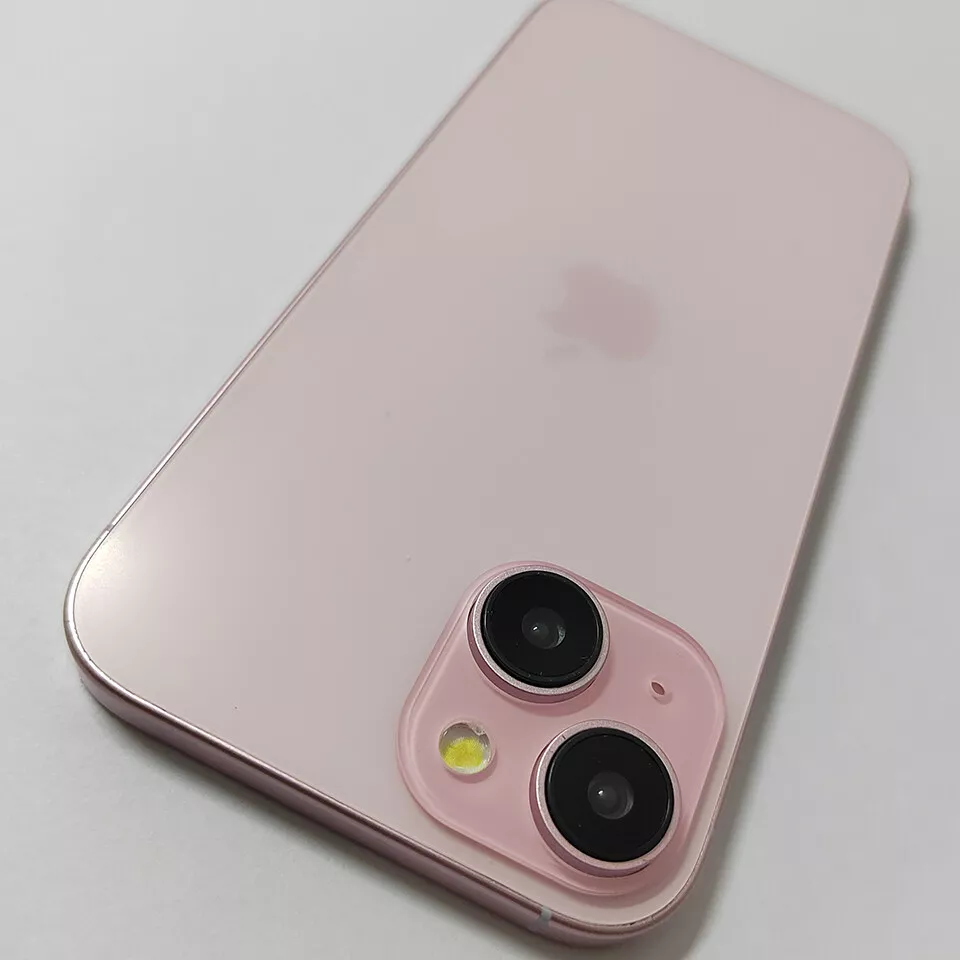 How to Tell if an iPhone is Fake 2 Fake iPhone