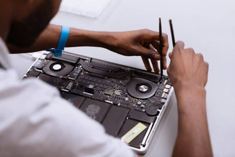 MacBook Pro Battery Repair Procedure