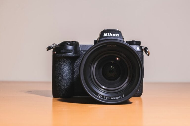 How to Fix a Digital Camera That Won’t Turn On